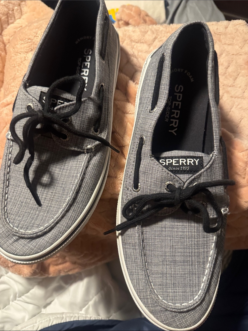 Sperry Men's 10.5 Gray Canvas 2-Eye Boat Shoes with Black Laces